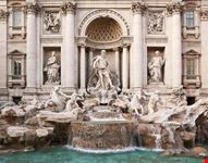 rom trevi-brunnen