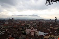 Lucca vista dalla Torre dei Giunigi