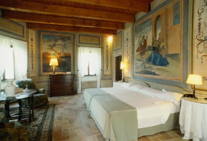 Interno di Palazzo Viviani