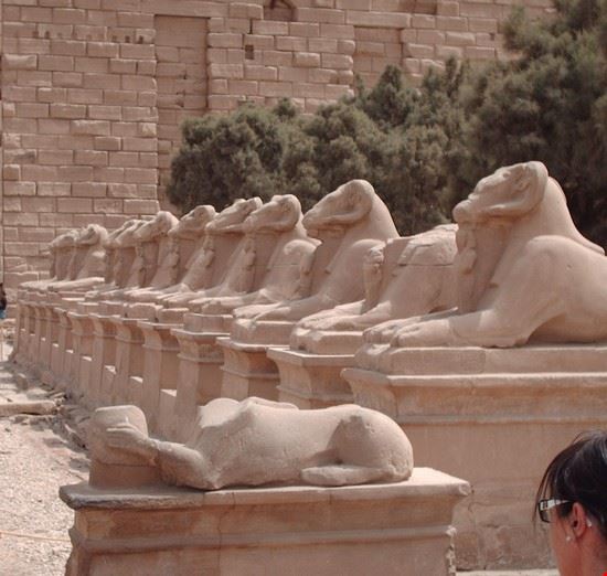  Luxor  