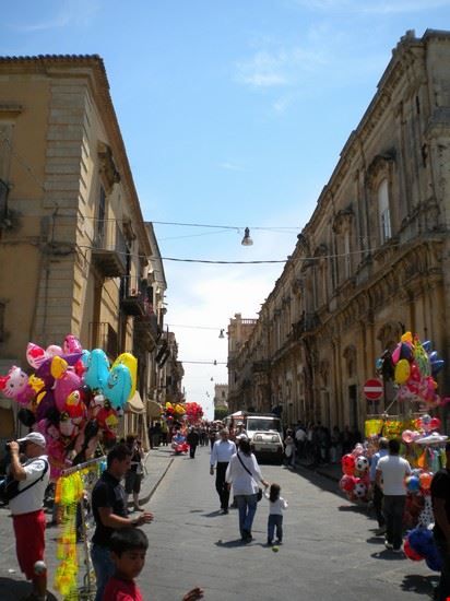  Noto  