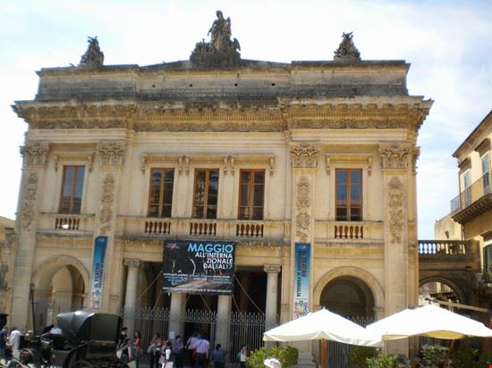  Noto  