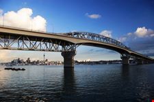 auckland harbour bridge
