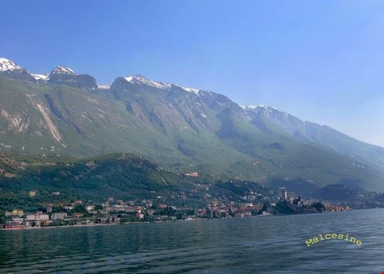 Itinerari - Traversata in traghetto da Limone sul Garda (BS) a Malcesine (VR)