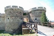 belgrad eingang zur festung von belgrad