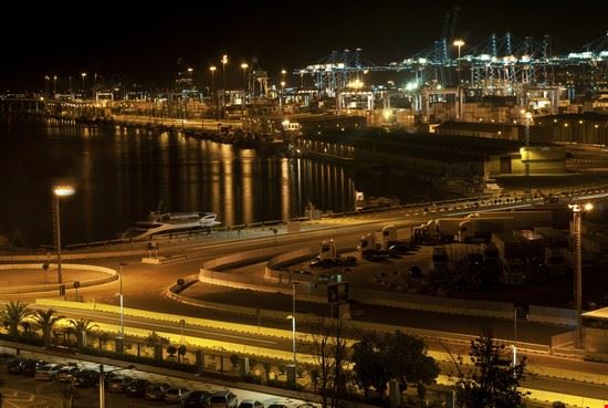  Algeciras Daniel Alvarez - Shutterstock Daniel Alvarez