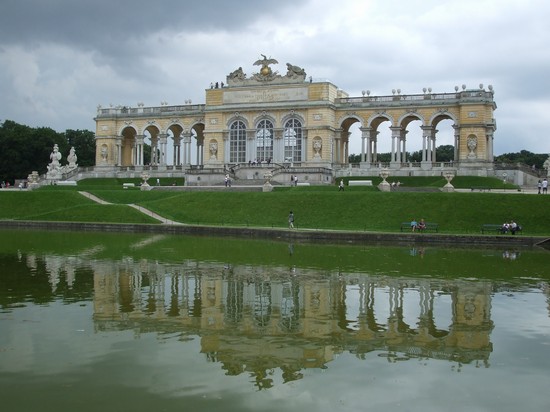 La Gloriete, punto più alto del castello di Schönbrunn