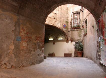  Montepulciano  Albert H. Teich - ©Shutterstock  Albert H. Teich - ©Shutterstock