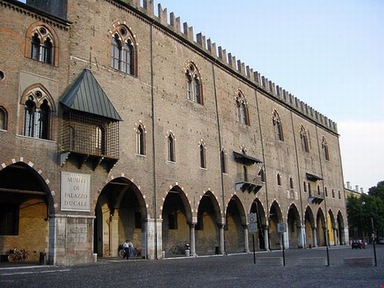Palazzo Ducale Mantova Allie_Caufield - creativecommons Allie_Caufield