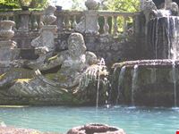 la fontana dei giganti