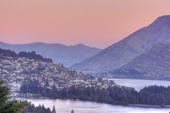  Queenstown anthonycramp - Creative Commons anthonycramp