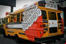 nashville cupcake bus