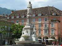bozen waltherplatz in bozen