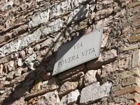 spello strasse des armen lebens