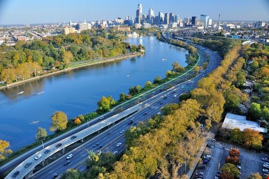  Philadelphia PdaMai - www.shutterstock.com PdaMai