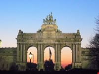 brussels bruxelles cinquantenaire triumphal arch
