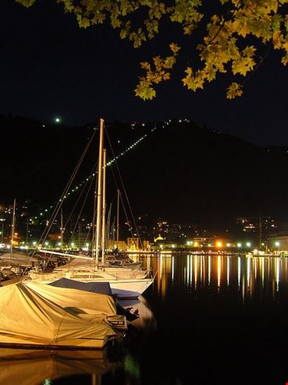  Como by charlesbrookscellist - Creative Commons by charlesbrookscellist