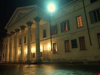 como theater