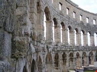 pula detailaufnahme des amphitheaters