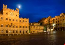 Piazza del Campo di notte