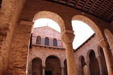 porec atrium der euphrasius-basilika