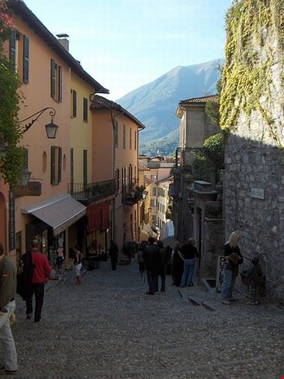  Como by medialoog - Creative Commons by medialoog