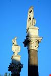 sevilla herkules und julius caesar auf dem alameda