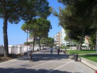 grado strandpromenade grado