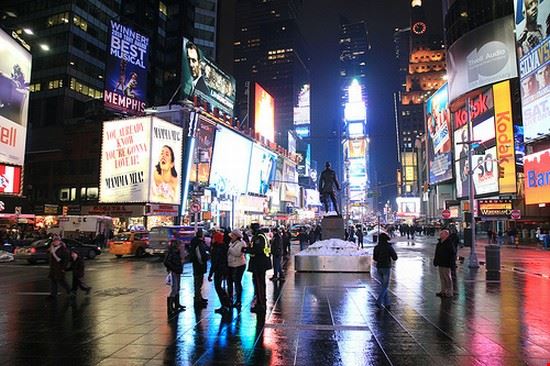 Theatre District - Vincent Desjardins - Vincent Desjardins - creativecommons
