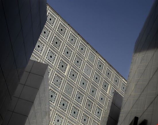 Istituto del Mondo Arabo (IMA) - isaxar - isaxar - www.shutterstock.com