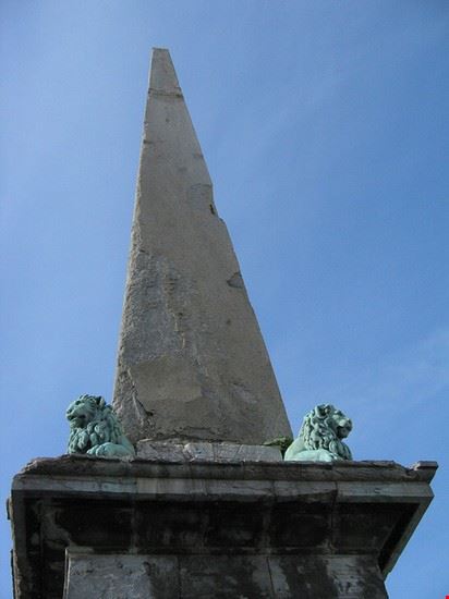  Arles Lucryso - Creative Commons Lucryso