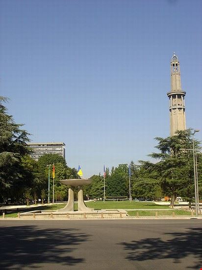 Tour Perret - simdaperce - simdaperce - Creative Commons