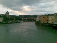 VERONA DA PONTE GARIBALDI VERSO PONTE PIETRA