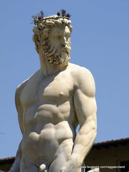 La fontana del Nettuno Statua di Nettuno - P.zza della Signoria  