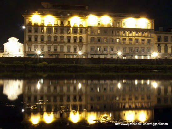 ...nel bel mezzo dell'Arno...