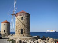 Porto di Mandraki