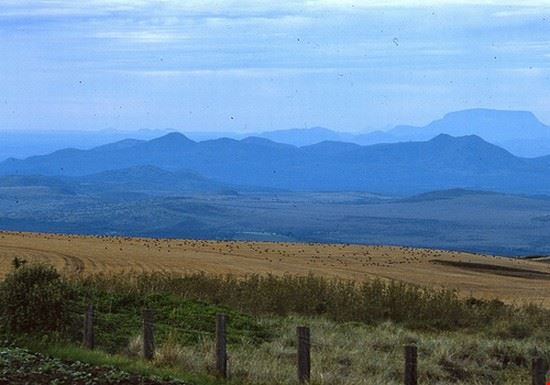  Ngong Hills Creative Commons - hakuseki Creative Commons