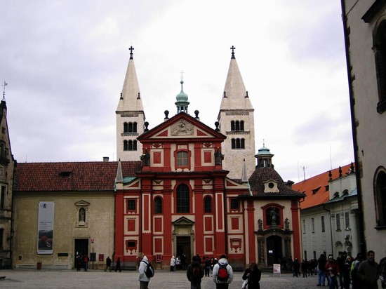 Castello Hradcany Basilica di S. Giorgio