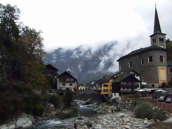 Giornata di pioggia a Campertogno