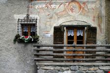 bormio bemalte haeuser