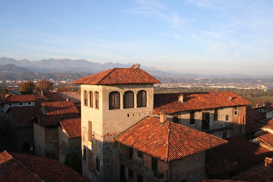 Panorama dal Ricetto di Candelo