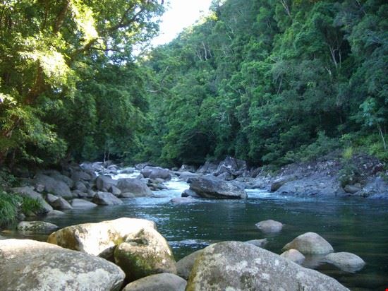  Cairns  