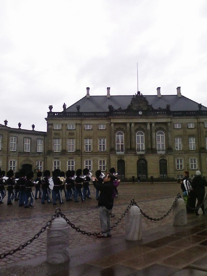 Arrivo al palazzo reale