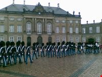 Arrivo al palazzo reale
