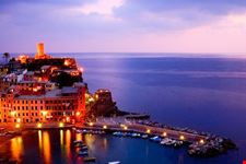 vernazza hafen von vernazza bei nacht