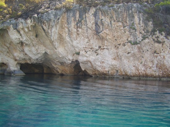 GROTTE