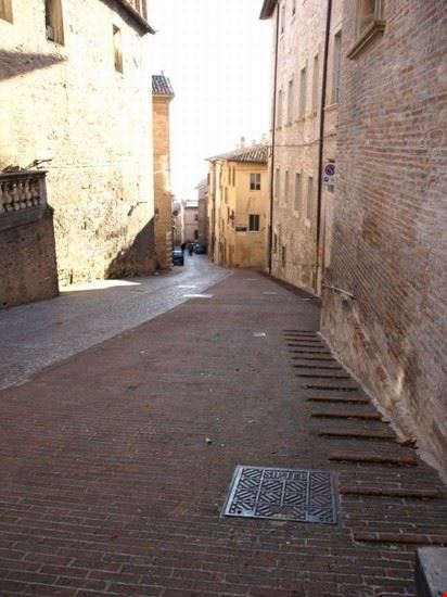 La città di Urbino Urbino  