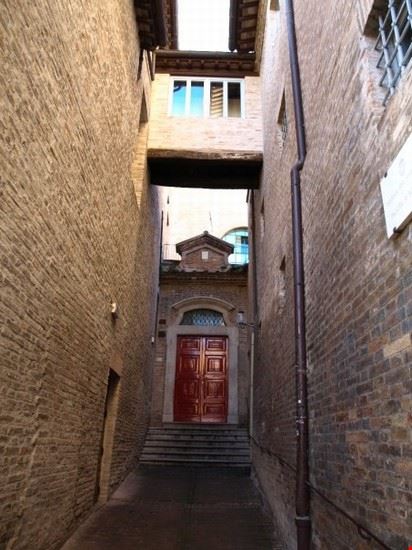  Urbino  
