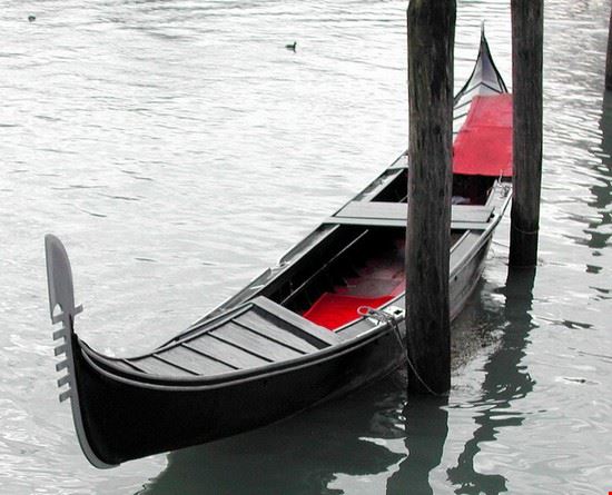 gondola ride Venice aldofurlanetto - Creative Commons aldofurlanetto