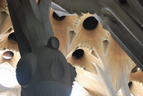Particolare del soffitto della Sagrada Familia